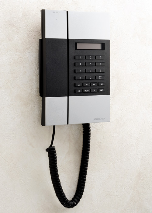 北欧デザインの最高峰ヤコブイェンセンのデザイン電話機 Et T3